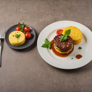 Burger polenta
