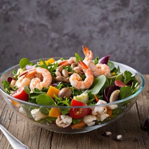 Salade de printemps aux crevettes